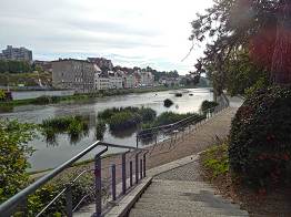 die Neie mit Blick auf die polnische Seite