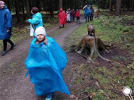 auf dem Holzfigurenpfad