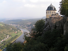 Hochzeitsturm und Blick auf die Stadt Königstein