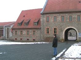 In den Gemäuern des Klosters Althaldensleben ist heute eine moderne berufsbildende Schule eingerichtet.