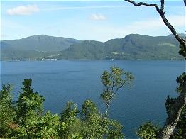 schöne Aussicht über den Vindafjorden