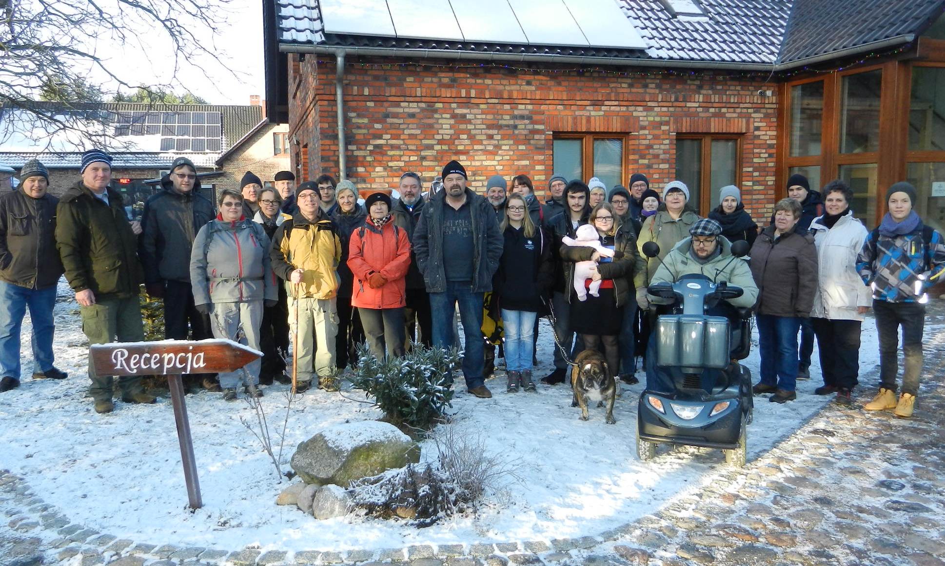 Wandergruppe im Großformat.